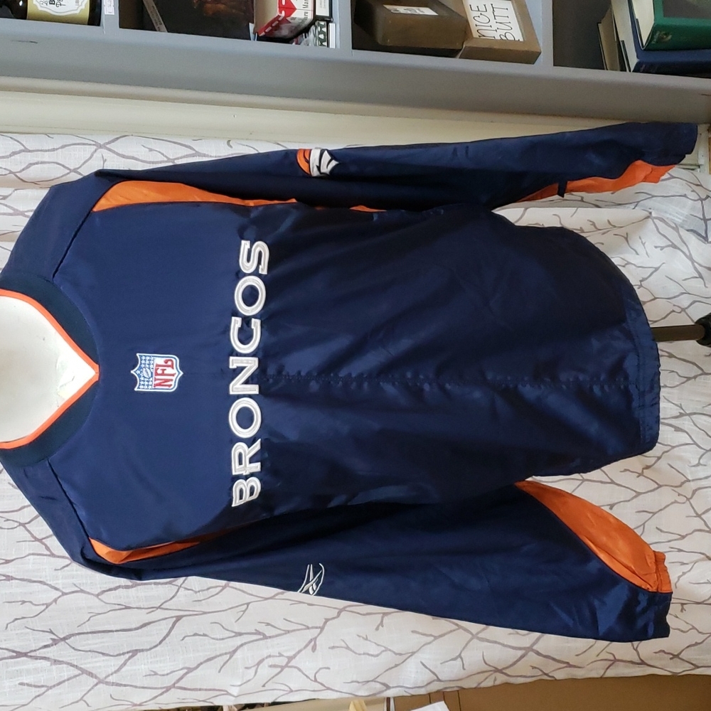 NFL Broncos team apparel on field windbreaker